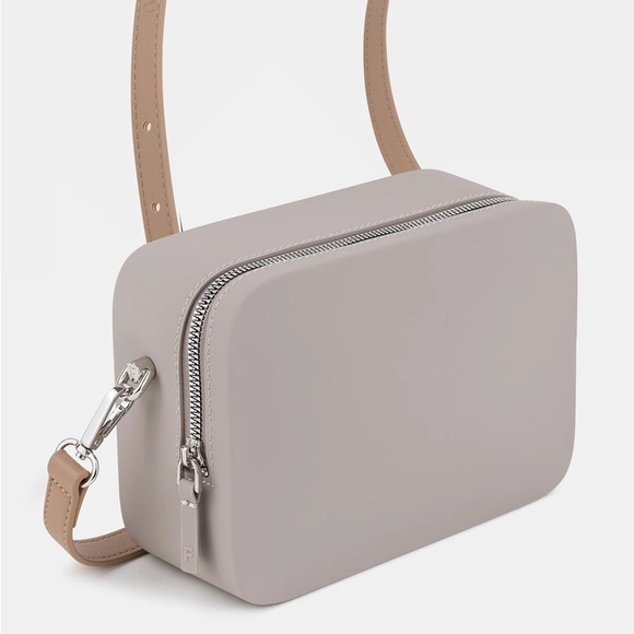 Fablou Crossbody Bag